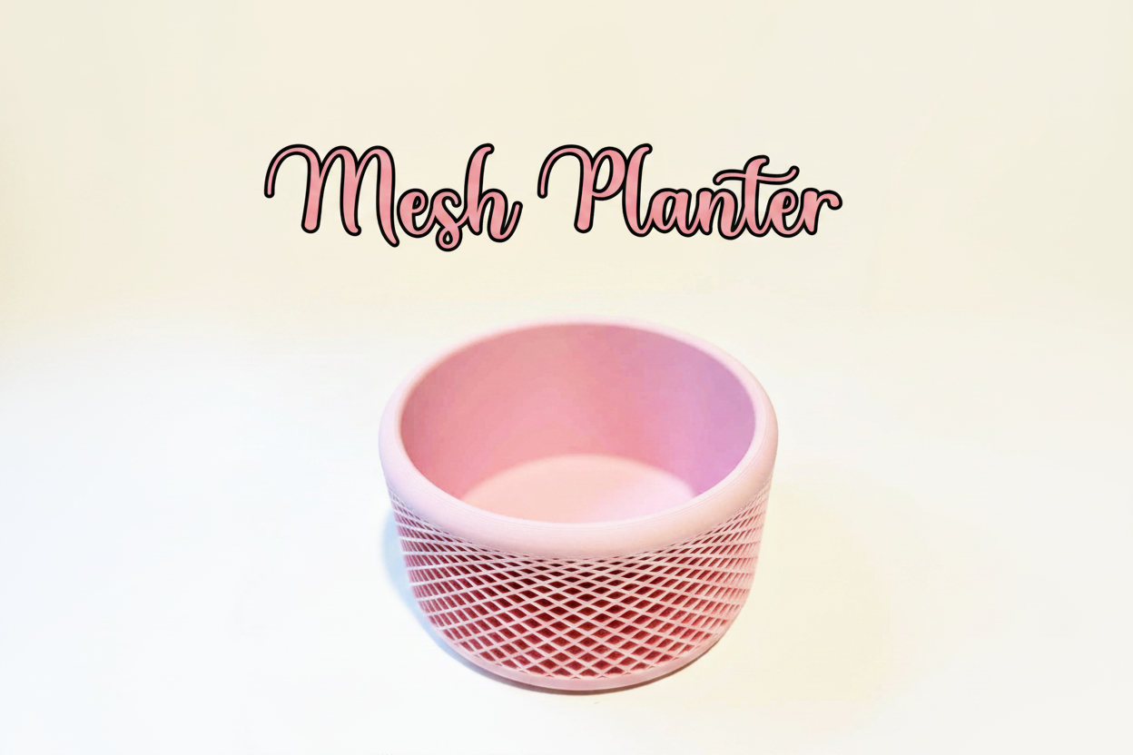 Pink mesh planter with free commercial license text